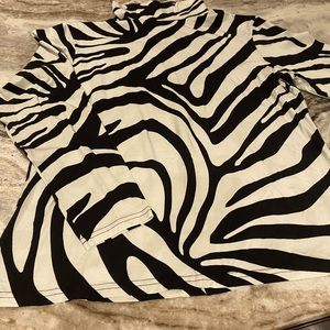 Dressed in Joy TURTLENECK